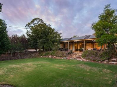 17 Old Brickworks Road, Byford WA 6122