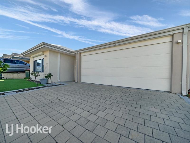 4 Canberra Avenue, Landsdale WA 6065