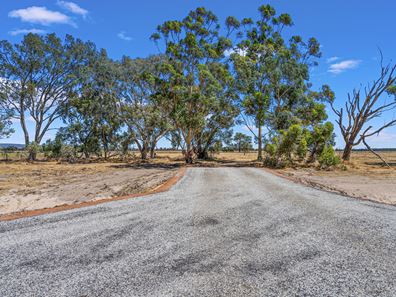 232/ Yarloop Mews, North Dandalup WA 6207