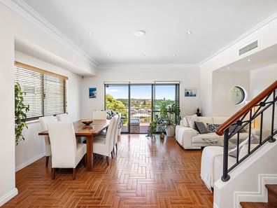14 May Street, Scarborough WA 6019