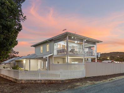 9 Amy Street, Byford WA 6122