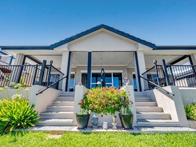 102 MURRAY WATERS BOULEVARD, South Yunderup WA 6208