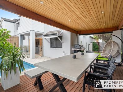8/61-63 Colin  Road, Scarborough WA 6019