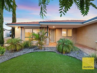 4 Laura Rise, Marangaroo WA 6064