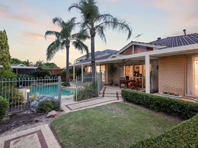 10 Anembo Close, Duncraig WA 6023