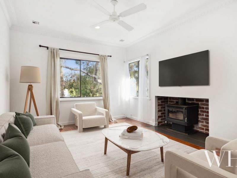 2 Yalgoo Avenue, White Gum Valley WA 6162