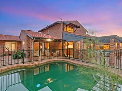 7 Sylvan Gardens, Carine WA 6020