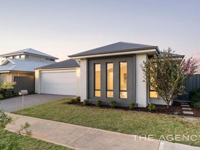 8 Lican Street, Treeby WA 6164