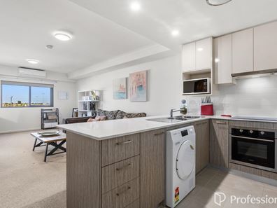 28/1 Kentucky Court, Cockburn Central WA 6164