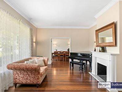 31 Beatrice Road, Dalkeith WA 6009