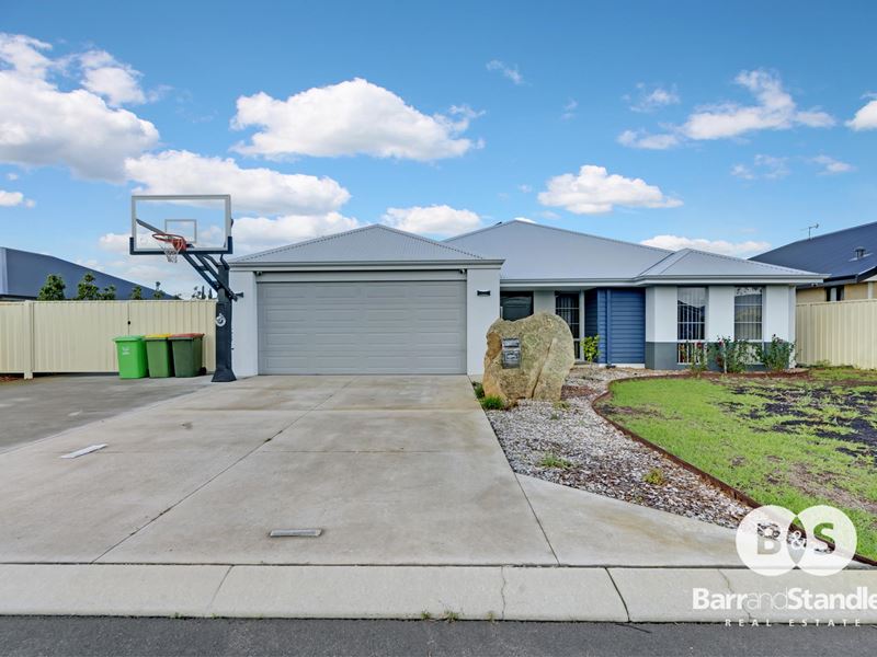 13 Dunedin Way, Australind WA 6233
