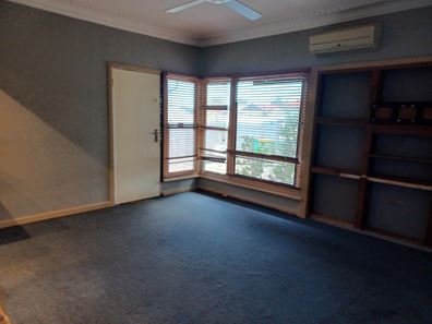 7 Wilkes Street, Carey Park WA 6230