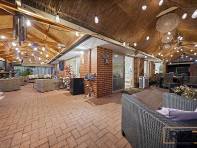 34 Minjah Circuit, Carramar WA 6031