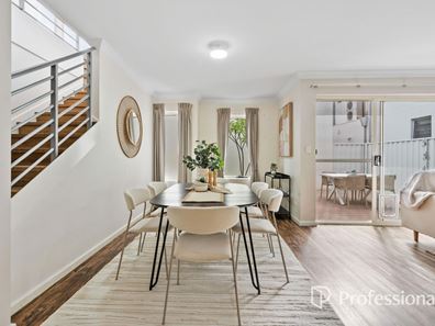 Aquaviva Circle, Viveash WA 6056