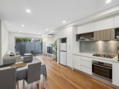 3/102 Birdwood Street, Innaloo WA 6018