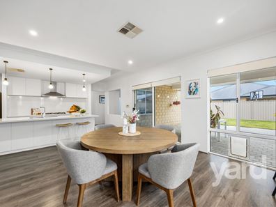 7 Plumosa Avenue, Beeliar WA 6164