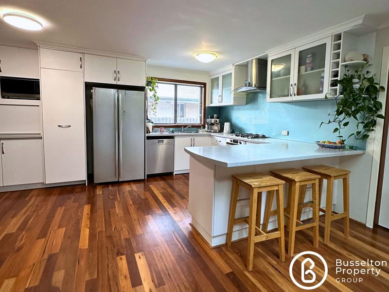 11 Jones Way, Abbey WA 6280