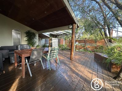 11 Jones Way, Abbey WA 6280