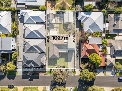 33 Walpole Street, St James WA 6102