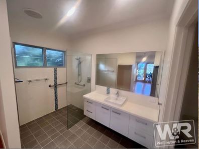 37 Bushby Road, Lower King WA 6330
