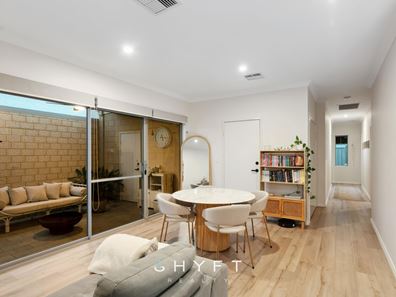 7C Nyara  Crescent, Craigie WA 6025
