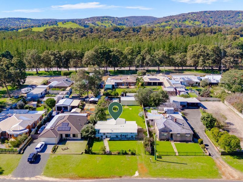 12 Cullinga Street, Hamel WA 6215