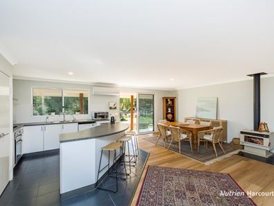 230 Holstein Loop, Lower Chittering WA 6084