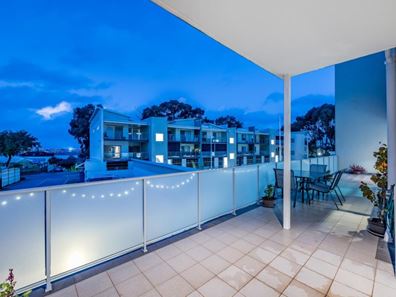 2/88 Lakeside Drive, Joondalup WA 6027