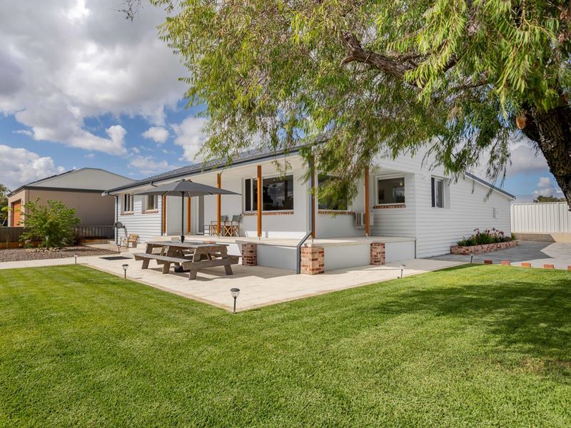 1 Eastwell Road, Australind