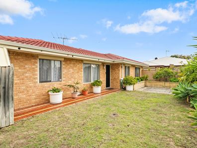 7 Oceanic Court, Port Kennedy WA 6172