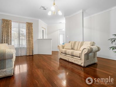 6 Flowergum Way, South Lake WA 6164