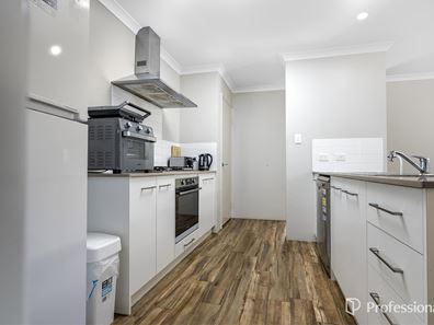 66 Ocean Queen Drive, Wandina WA 6530
