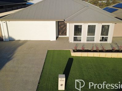 16 Halcyon Crescent, Aveley WA 6069