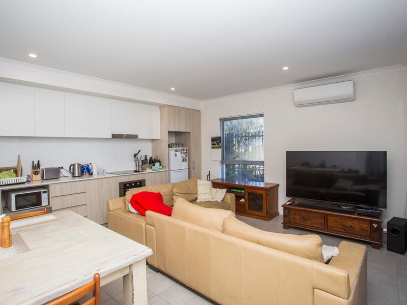 4/114 Great Northern Hwy, Midland