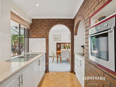 4 Tillbrook Street, Glen Forrest WA 6071