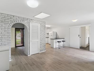 20 Redlands Street, Bayswater WA 6053