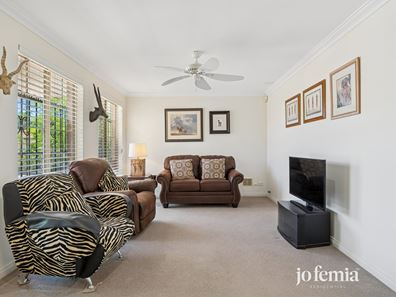 11B Newcomen Road, Stirling WA 6021