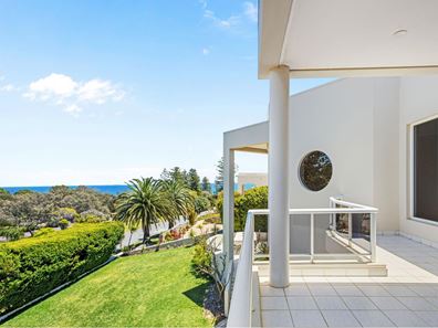 332 The Boulevard, City Beach WA 6015