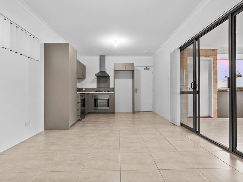 3/13 Scales Way, Spearwood WA 6163