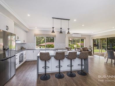 189 Orange Valley Road, Kalamunda WA 6076