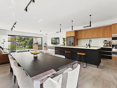 18B Helmsley Street, Scarborough WA 6019