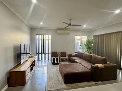 8 Beraking Loop, Dalyellup WA 6230