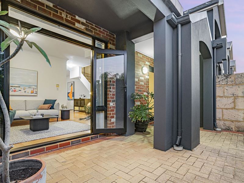 4/9 Healy Road, Hamilton Hill