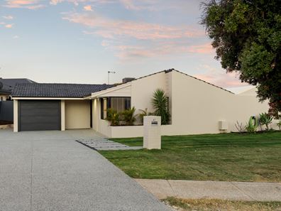 87 Macquarie Avenue, Padbury WA 6025