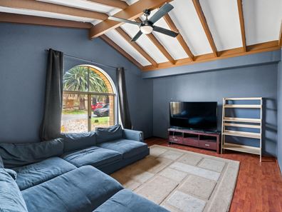 10 Kentia Close, Warnbro WA 6169