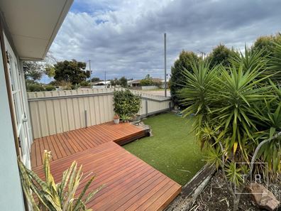 3B Whitegum Avenue, Castletown WA 6450