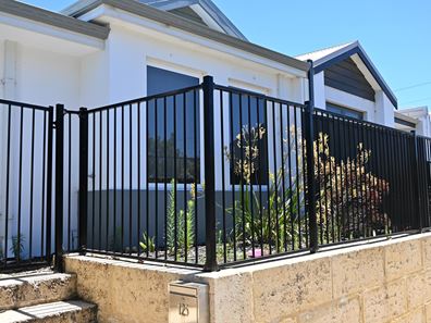 125 Dragonfly Boulevard, Lakelands WA 6180