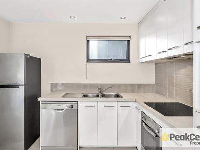 11/9 Linkage Avenue, Cockburn Central WA 6164