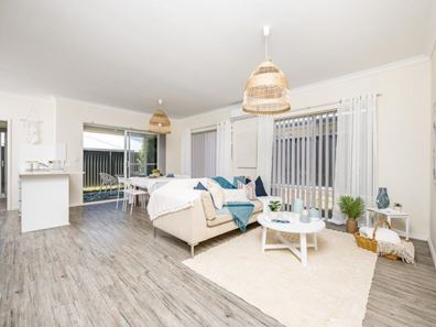 10 Scripta Way, Jindalee WA 6036