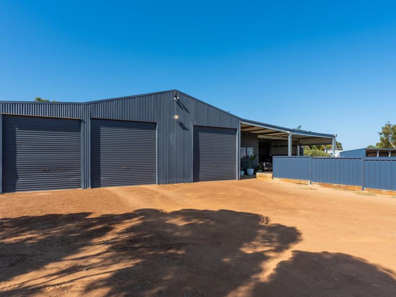 42 Dressage Circle, Deepdale WA 6532